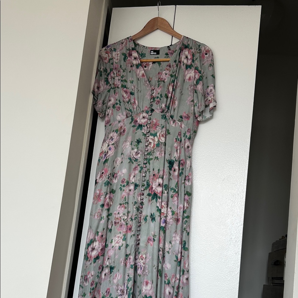 Flowing Flowers Dress